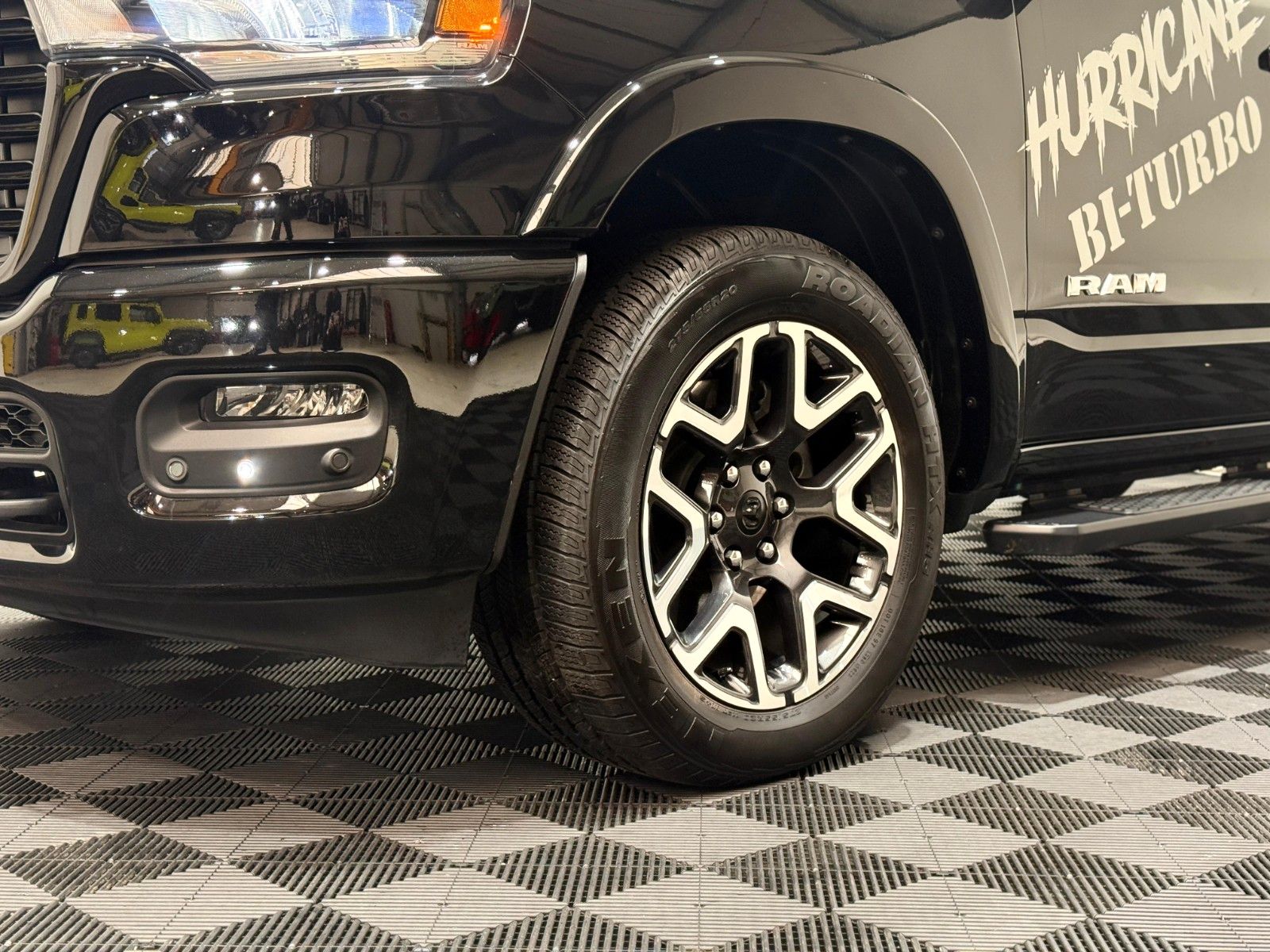 Dodge RAM 1500 Laramie Sport MY25 *LPG,REVOLVER,AHK*