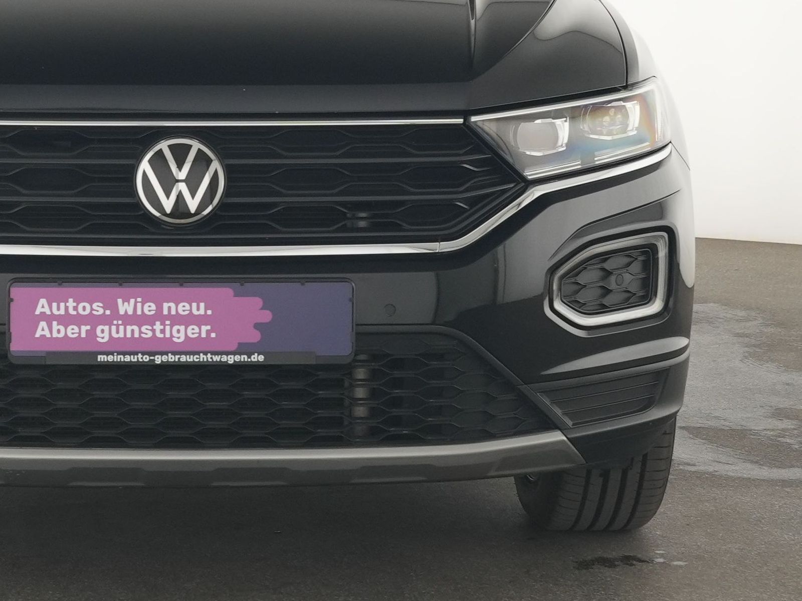 Volkswagen T-Roc Style - Samsaru's Car Outlet