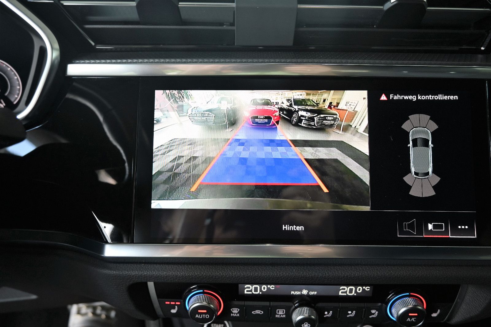 Audi Q3 SB 35 TDI qu S-Line - Samsaru's Car Outlet