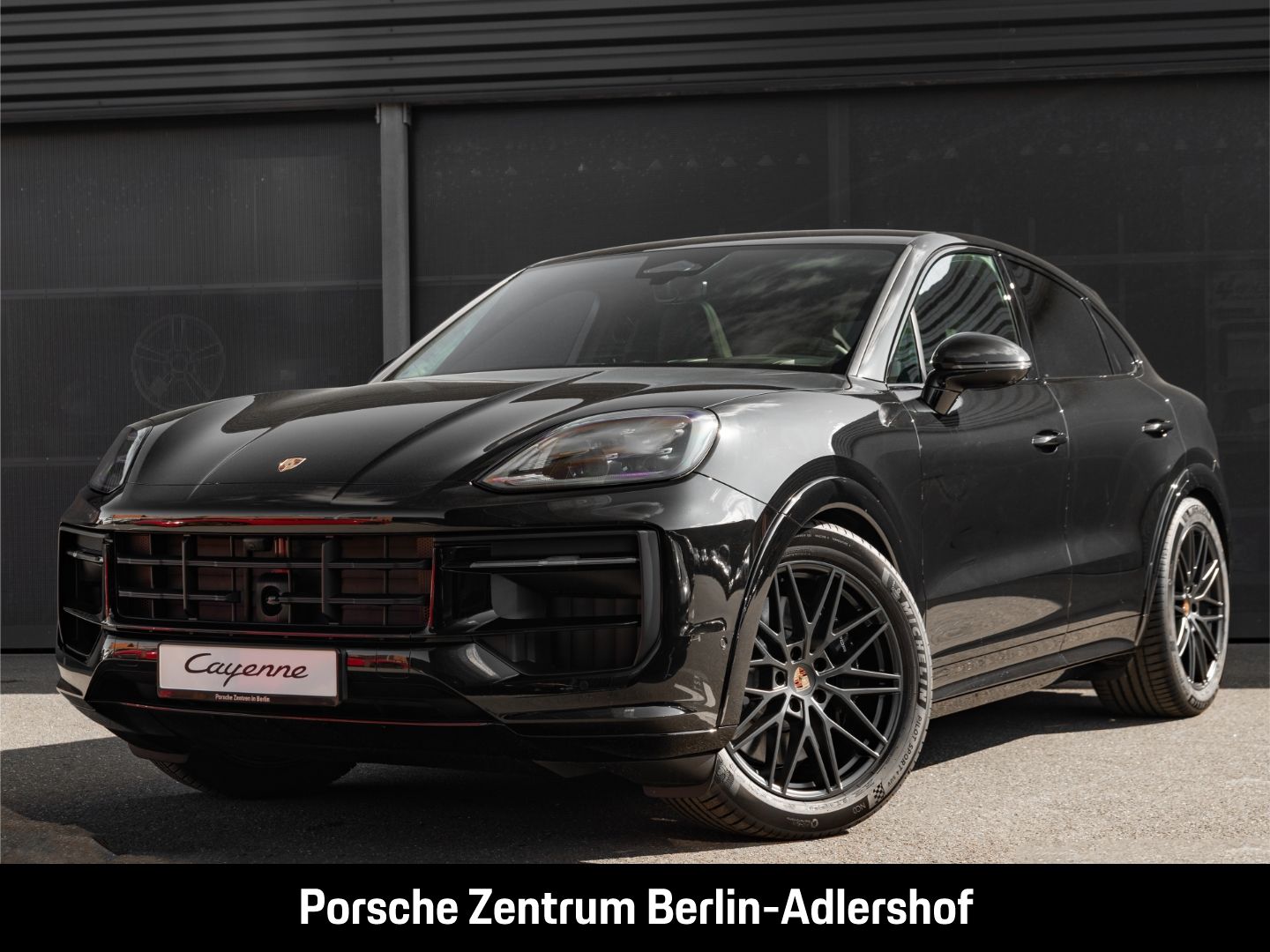 Porsche Cayenne GTS Coupe HA-Lenkung InnoDrive Head-Up