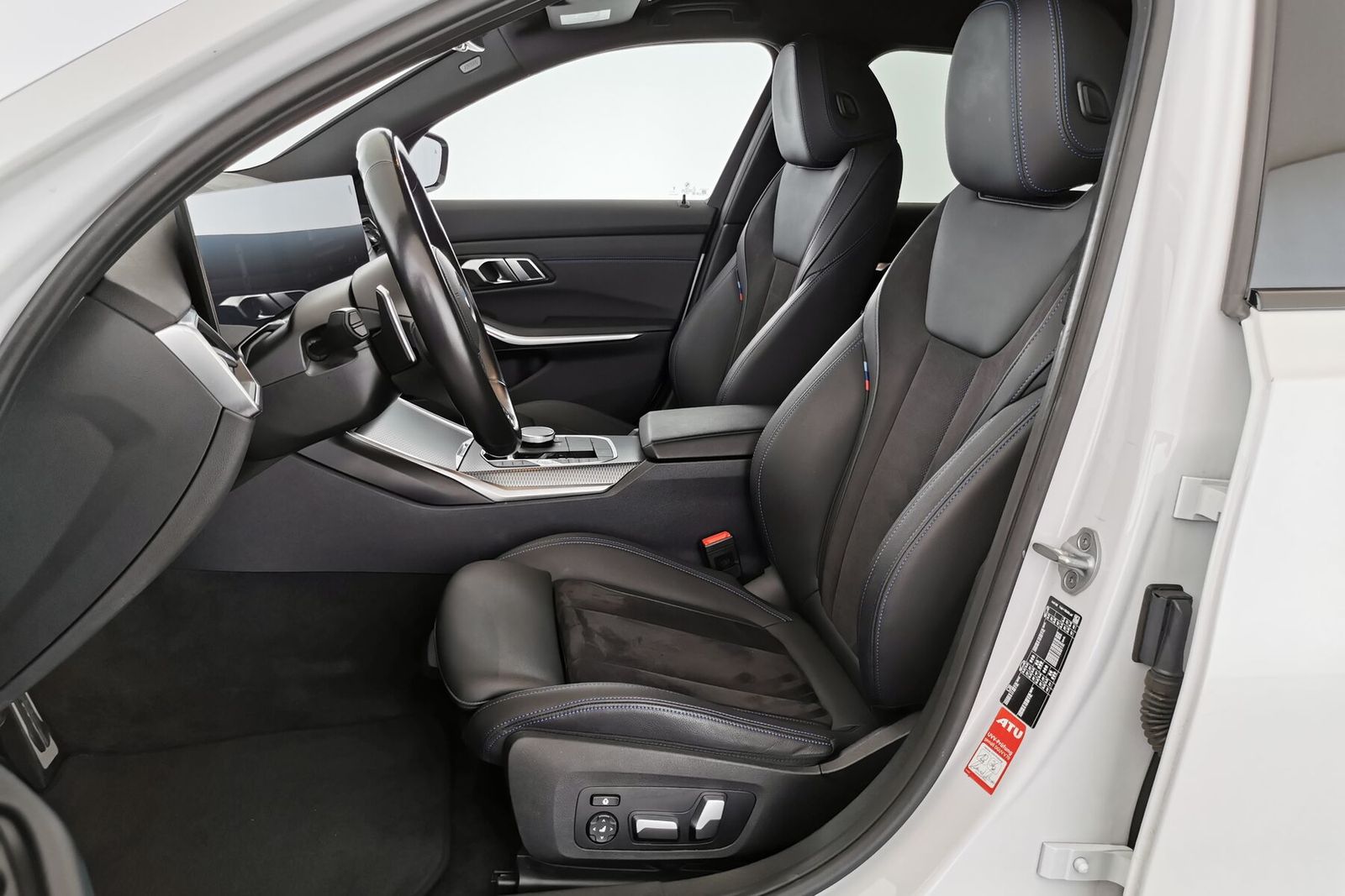 BMW 320i M Sport - Samsaru's Car Outlet