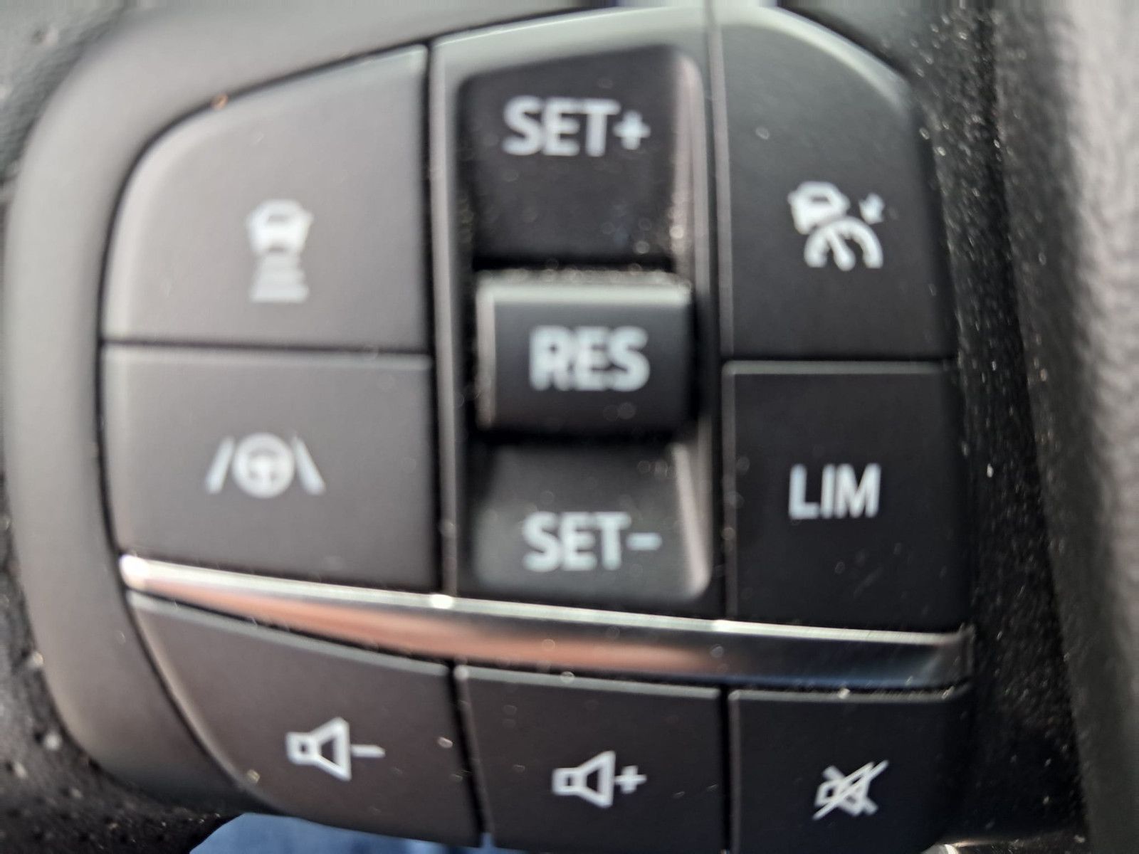 Ford Focus Turnier ST-Line 1.5 Autom,Navi,ALU,Allwett