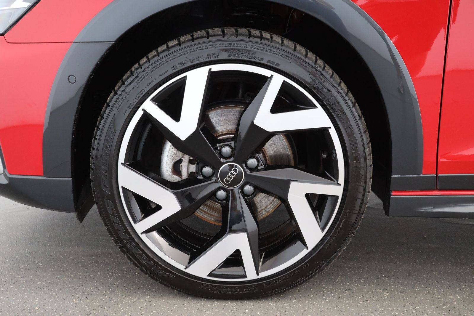 Audi A3 allstreet 35 TFSI S tronic S line | AHK |