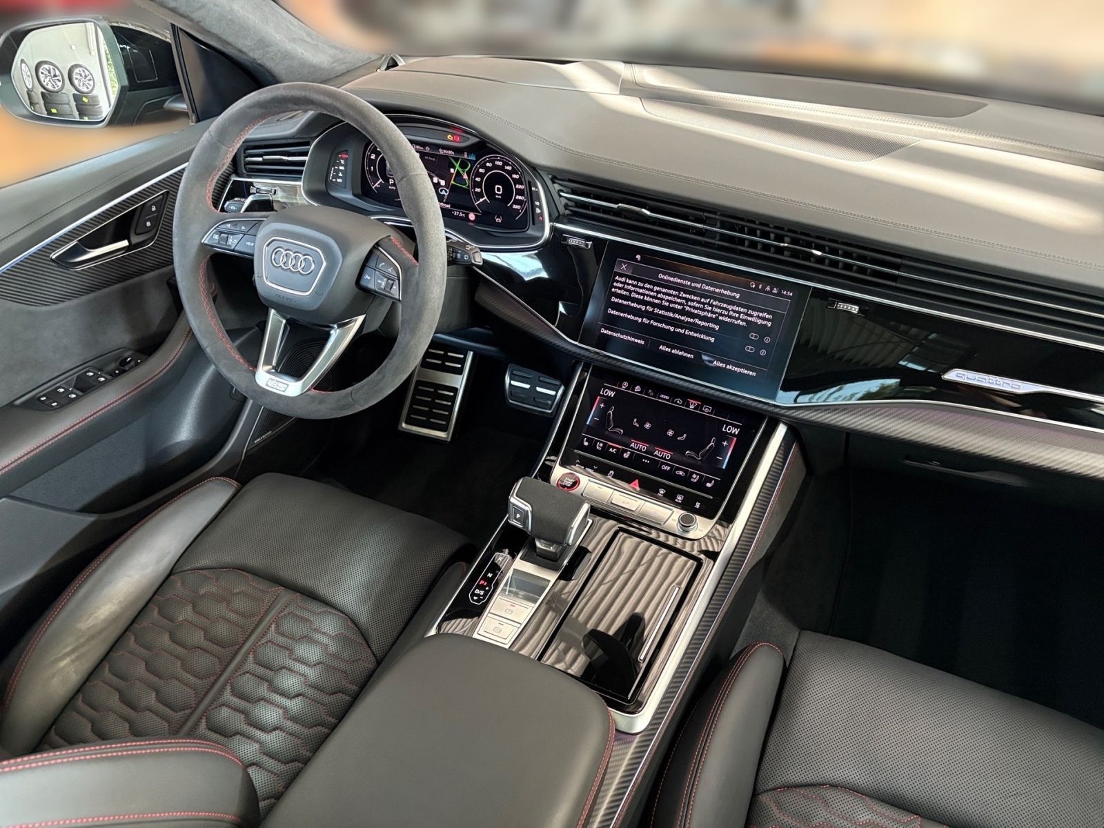 Audi RSQ8 4.0 TFSI quattro MATRIX LED+PANO+360°+AHK+