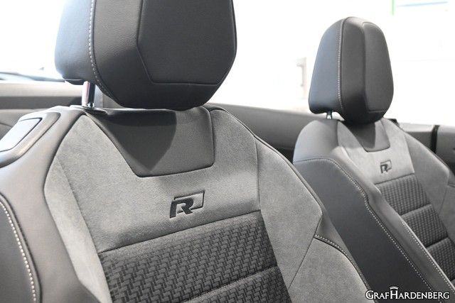 Volkswagen T-Roc R-Line - Samsaru's Car Outlet