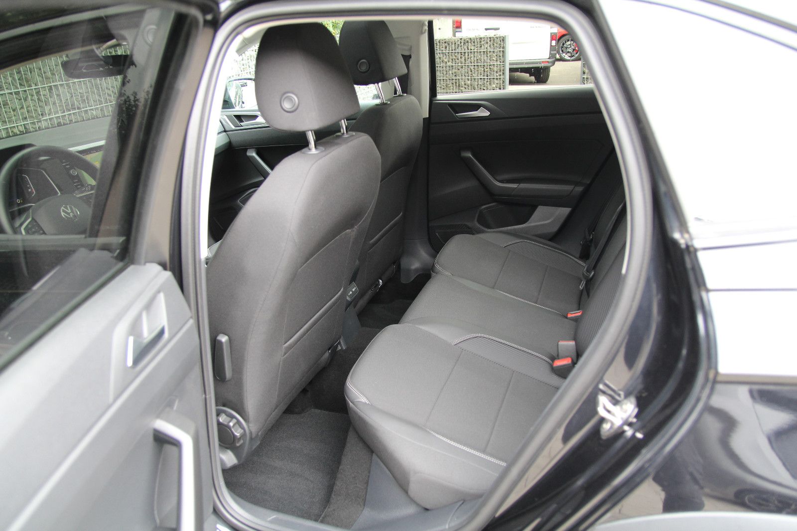 Volkswagen Taigo 1.5 TSI DSG Style - Samsaru's Car Outlet