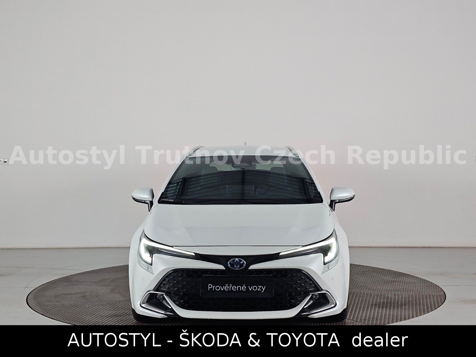 Toyota TS 2.0HEV 184k STYLE