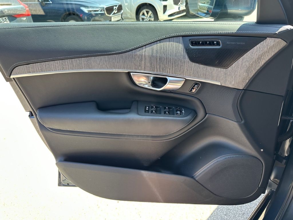 Volvo XC90 Plus Bright AWD B5 Diesel EU6d 7-Sitzer AD