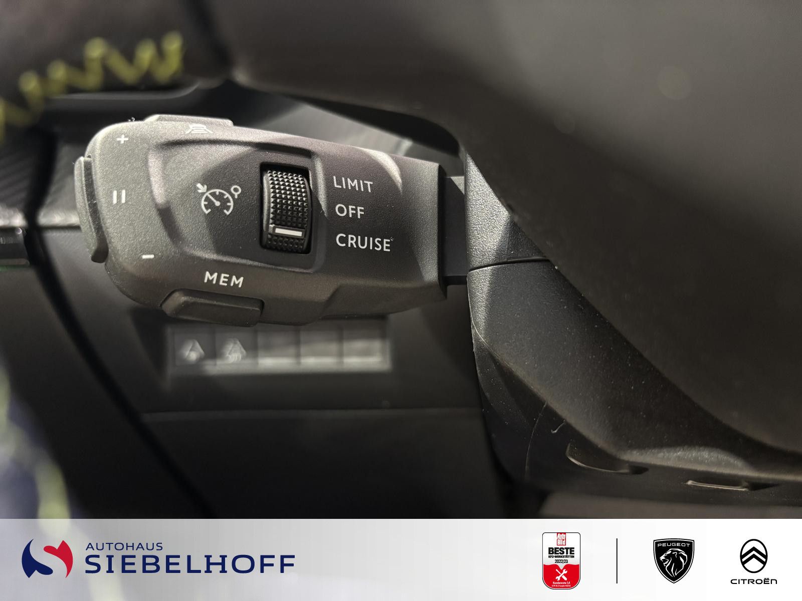 Peugeot e-2008 GT - Samsaru's Car Outlet