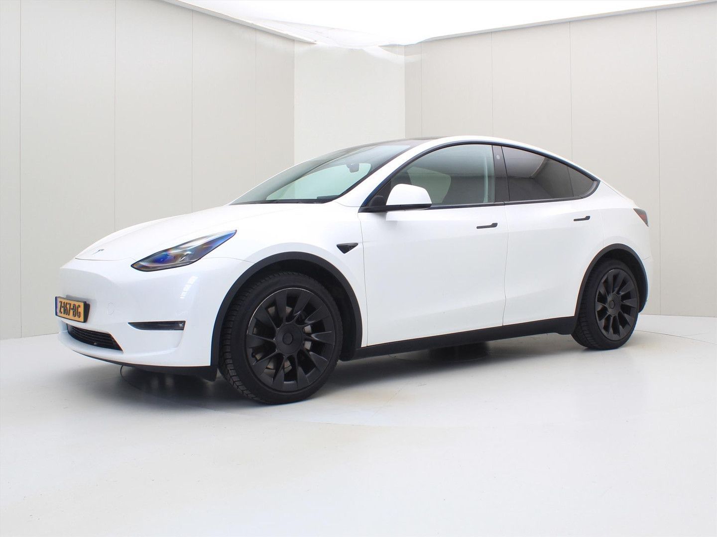 Tesla Model Y Long Range AWD 75kWh 351pk 93,7% SoH AMD