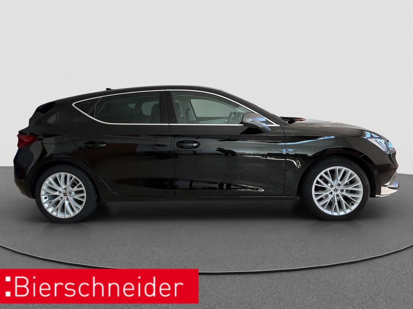 Seat Leon 1.5 eTSI DSG FR AHK CAM SHZ NAVI ACC