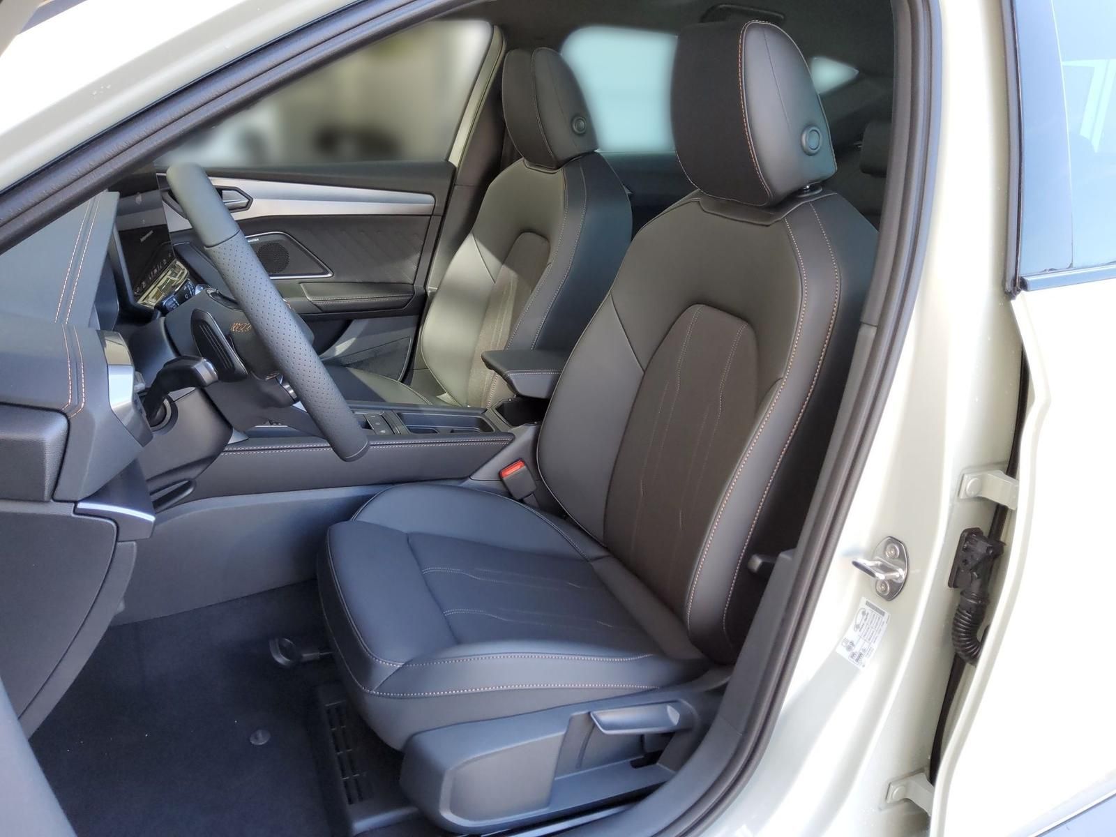 Cupra Leon 1.5 eTSI - Samsaru's Car Outlet