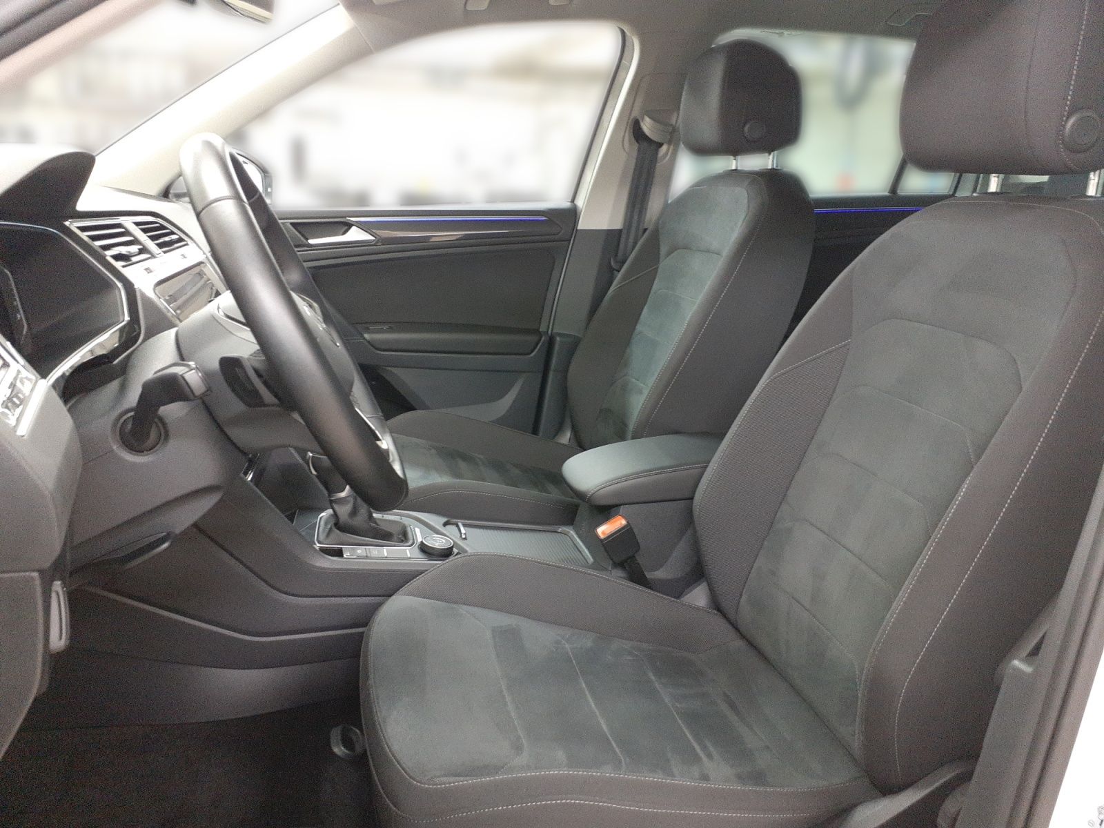 Volkswagen Tiguan 2.0 TDI 4Motion Elegance - Samsaru's Car Outlet