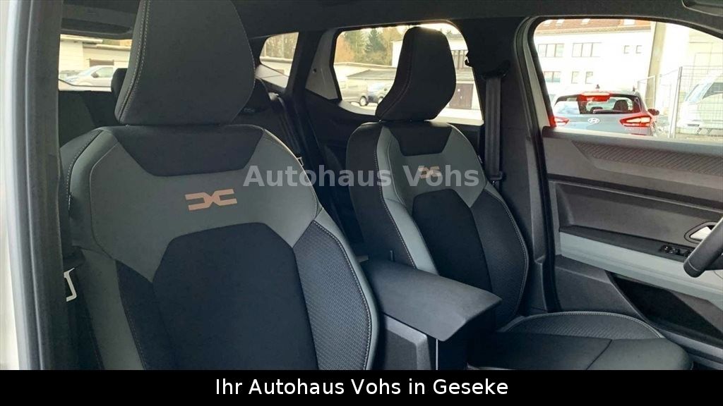 Dacia Duster 1.6 Hybrid Extreme - Samsaru's Car Outlet