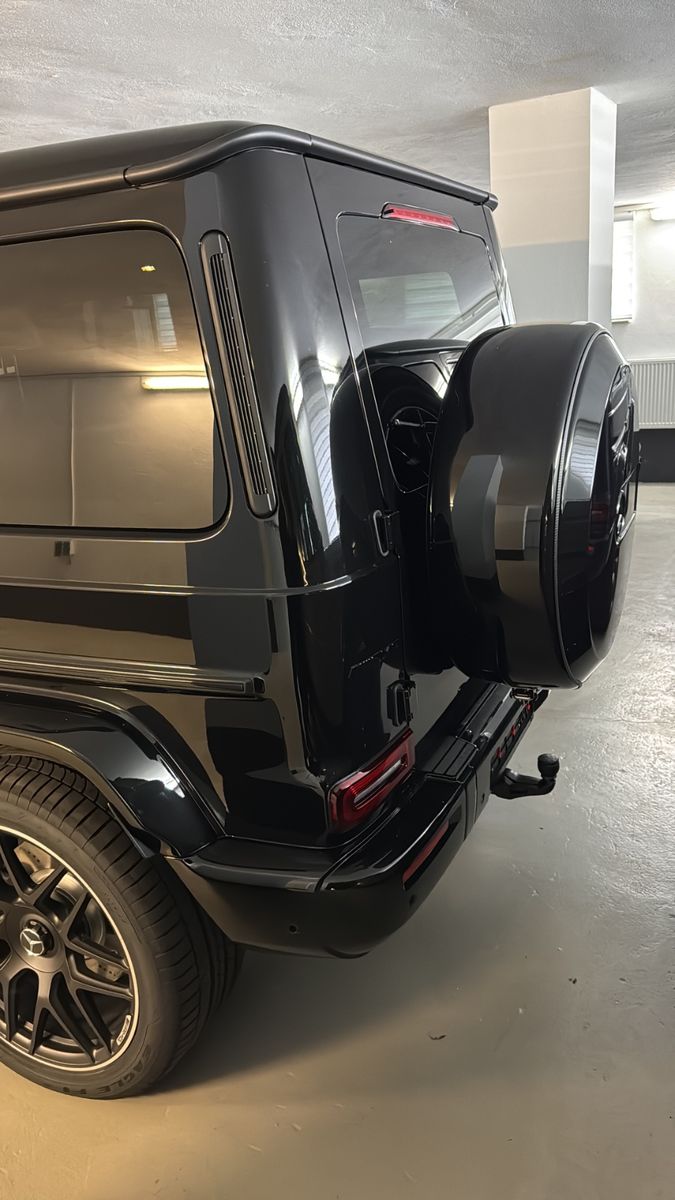 Mercedes-Benz G 63 AMG - Samsaru's Car Outlet