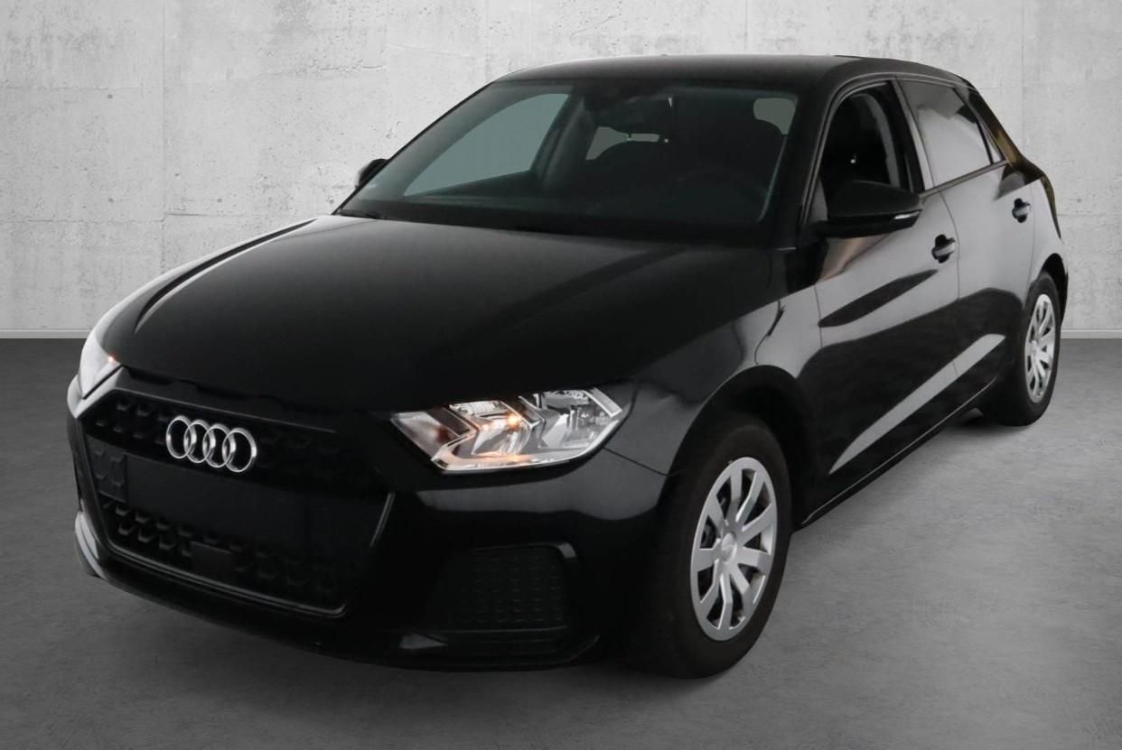 Audi A1 Sportback Advanced 25 TFSI S-tronic - Samsaru's Car Outlet
