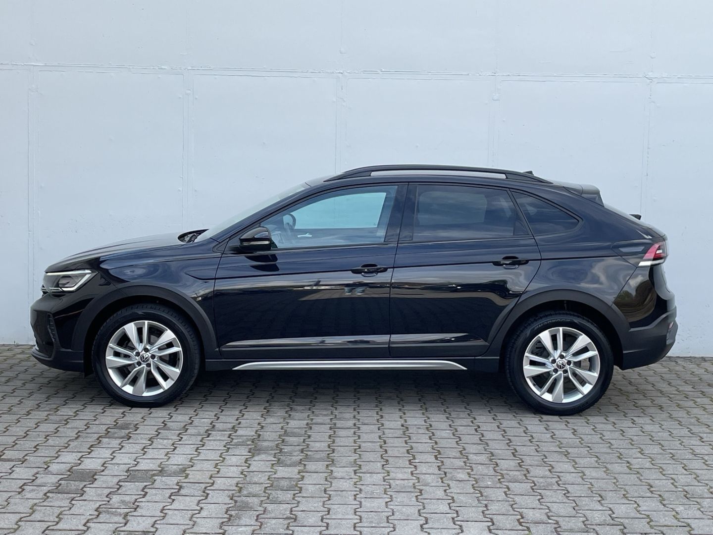 Volkswagen Taigo 1.0 TSI Life - Samsaru's Car Outlet