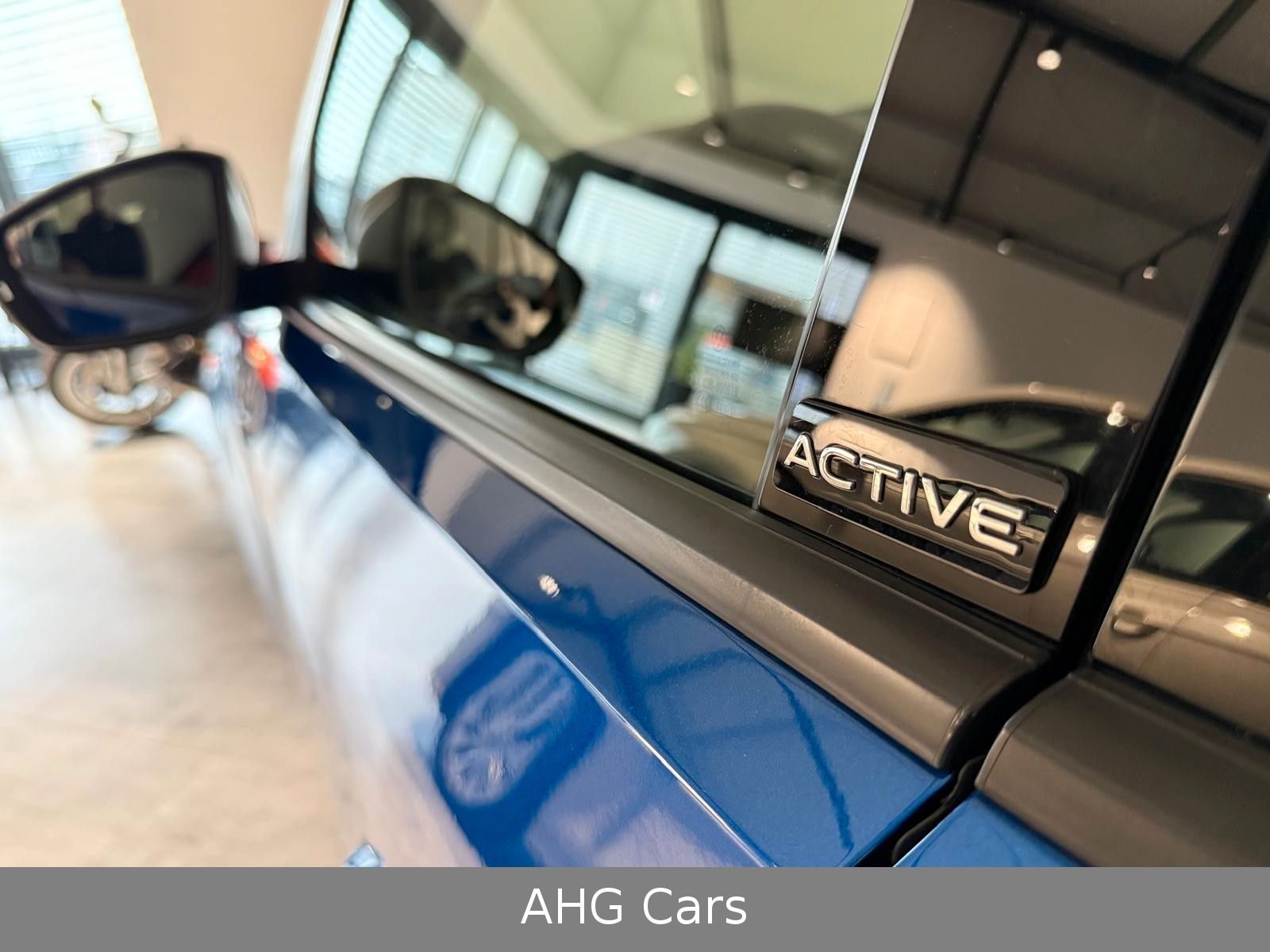 Volkswagen T-Roc Style Active 1.0TSI - Samsaru's Car Outlet