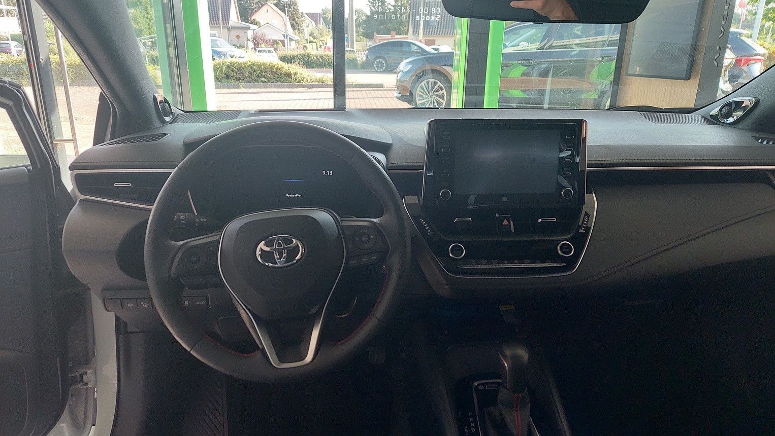 Toyota Corolla Touring Sports 2.0 Hybrid GR Sport - Samsaru's Car Outlet