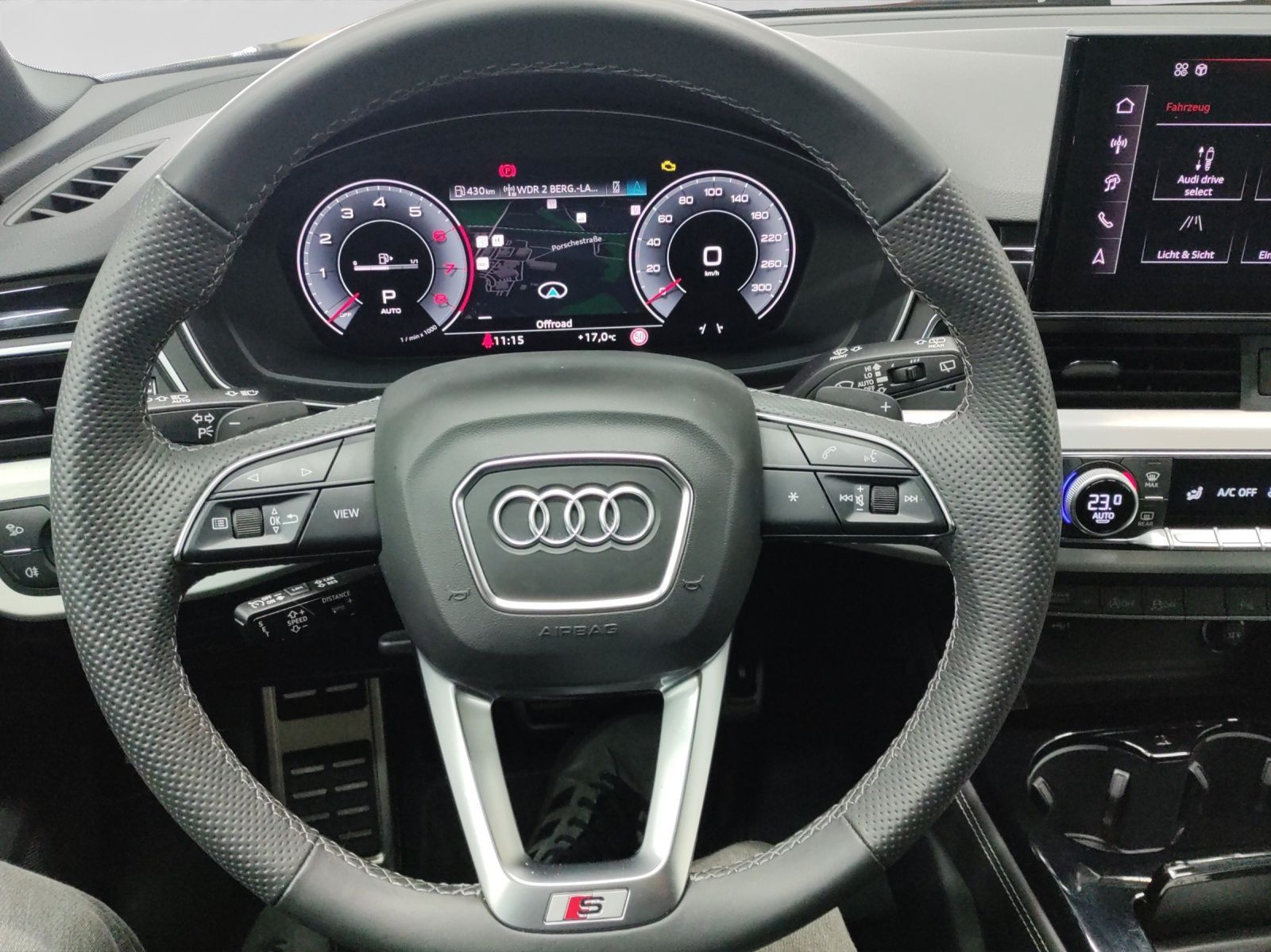 Audi A4 Avant 40 TFSI Q S LINE MATRIX KAMERA AHK LM19