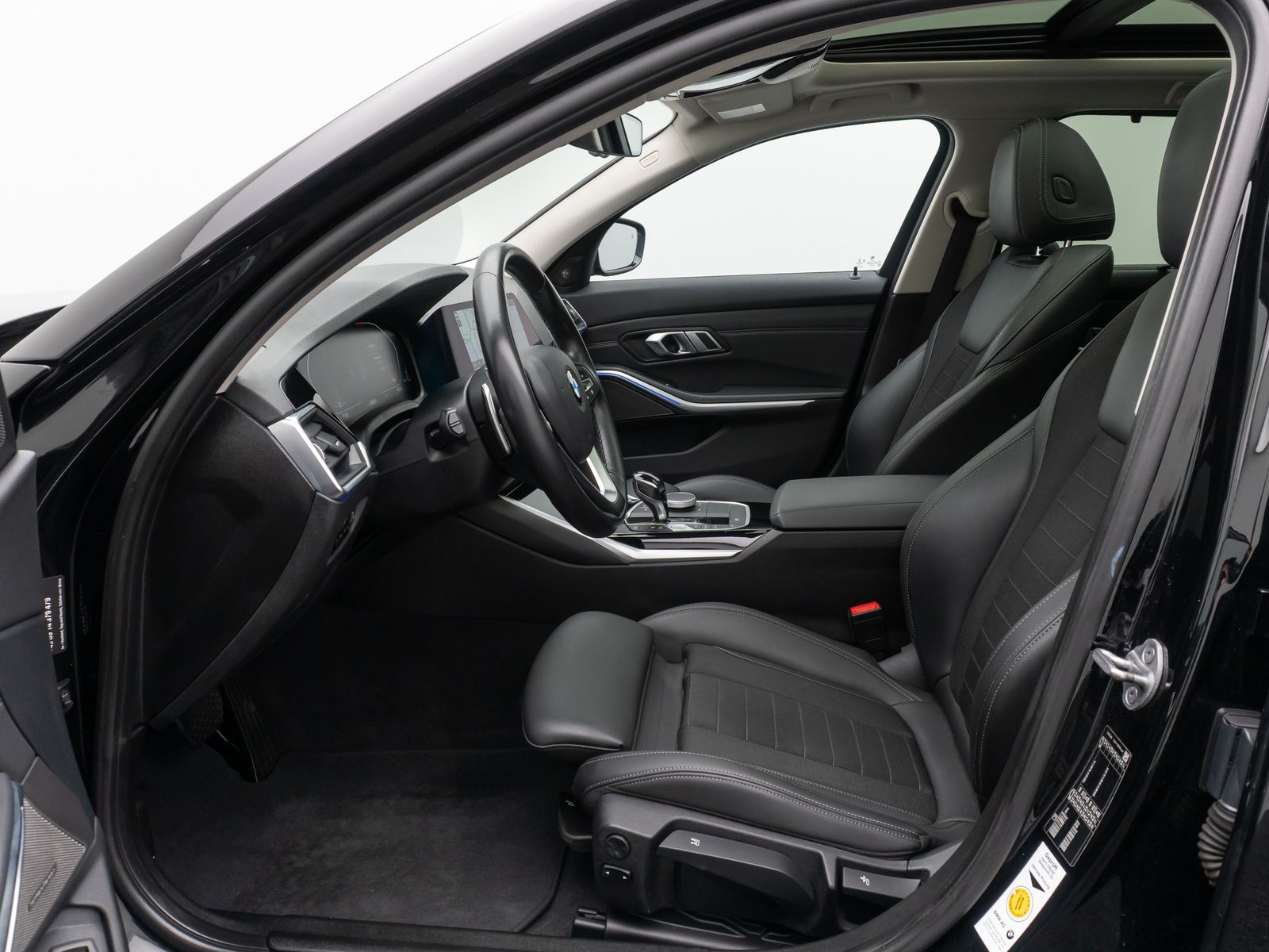 BMW 330i Sport Line - Samsaru's Car Outlet