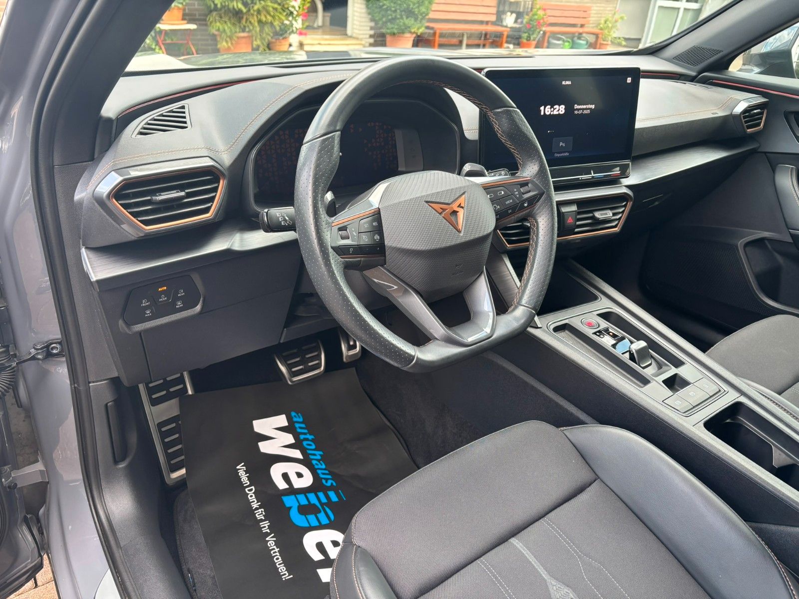 Cupra Formentor VZ e-Hybrid - Samsaru's Car Outlet