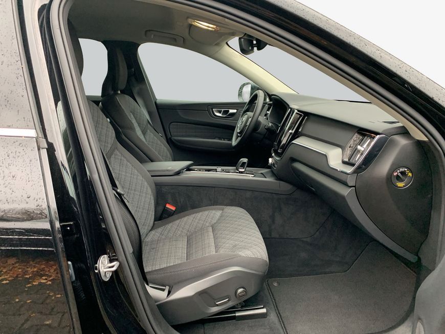 Volvo XC60 B5 B AWD Core