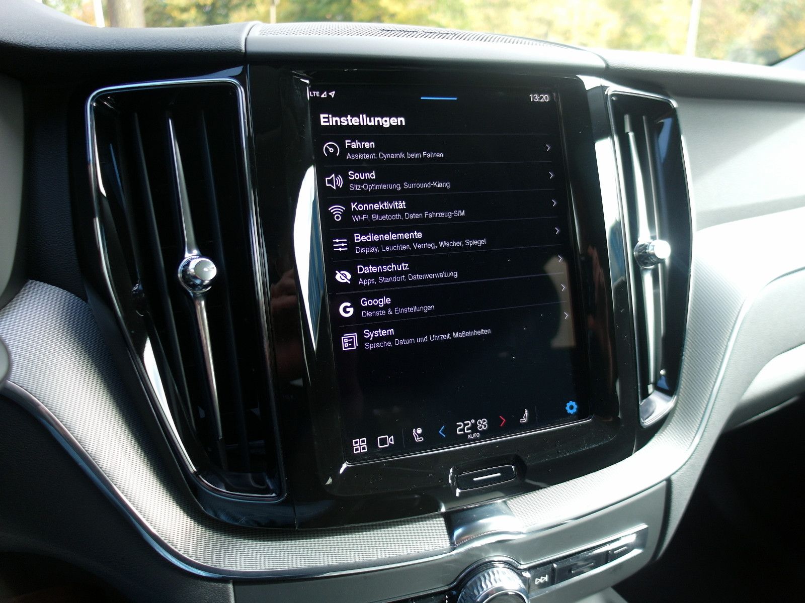 Volvo XC60 T6 AWD Plus Dark #volvocars #madebymerten