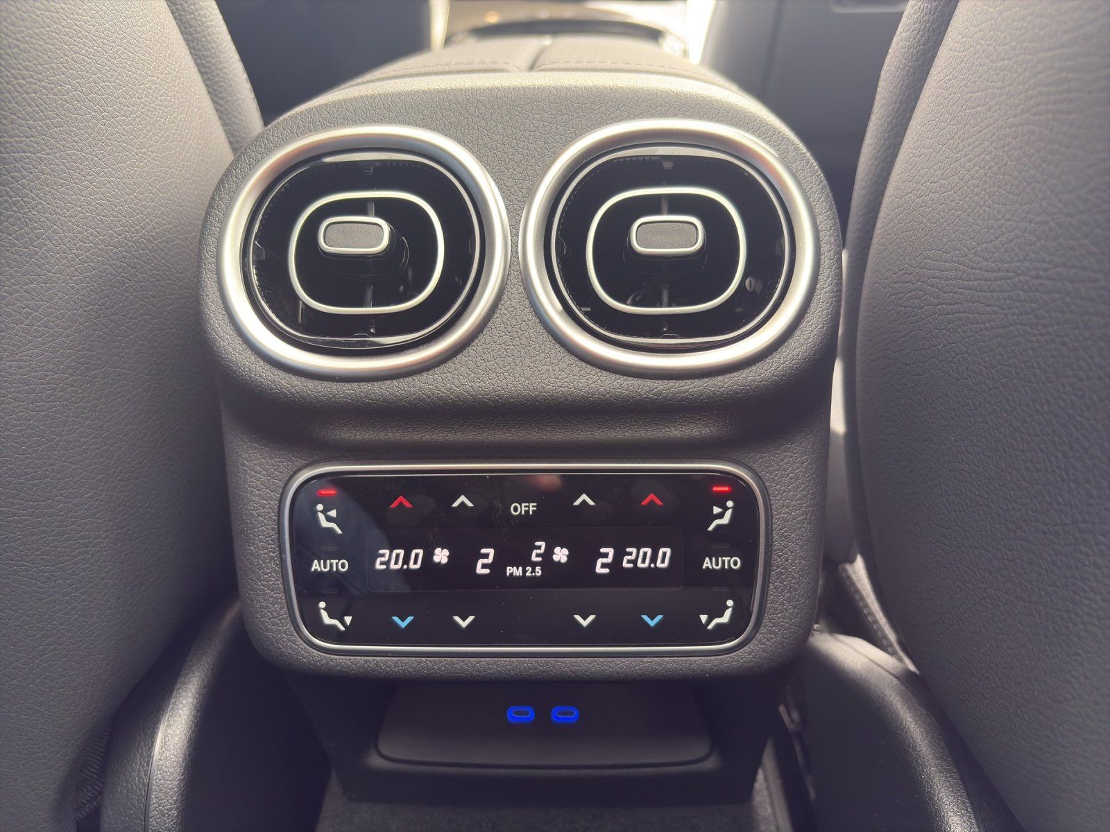 Mercedes-Benz GLC 300 d AMG Burm DigiLight Pano AHK 360° Multi