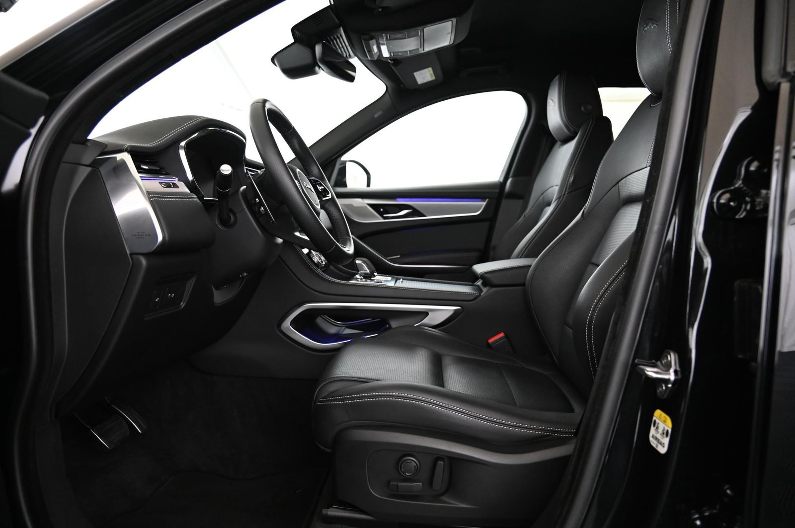 Jaguar F-Pace D200 AWD R-Dynamic SE NAVI/ACC/MERIDIA/20