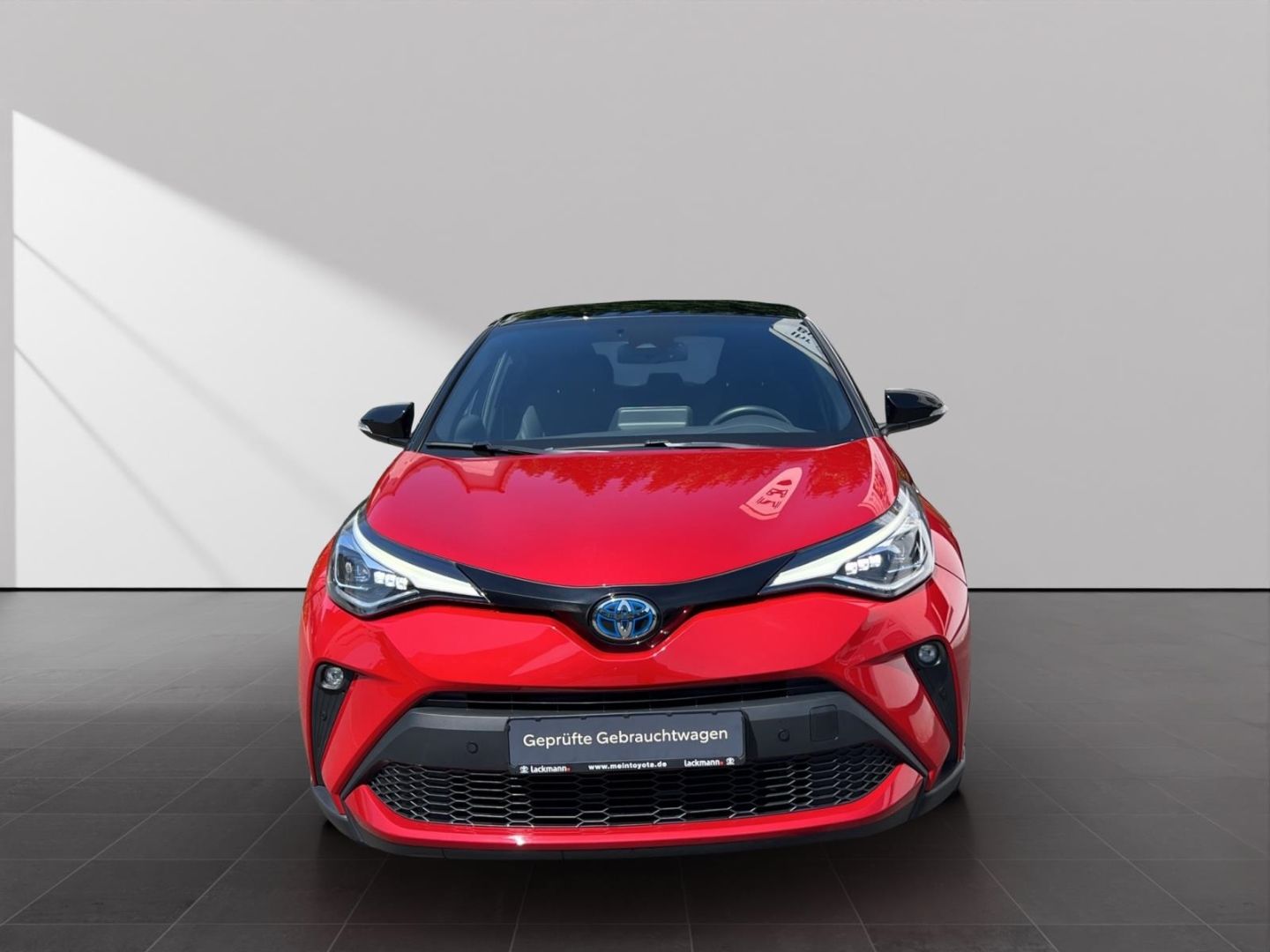 Toyota C-HR 2.0 Hybrid - Samsaru's Car Outlet
