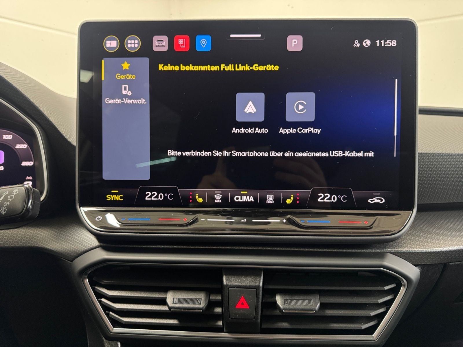 Seat Leon ST 2.0 TDI DSG Style AHK LED Navi
