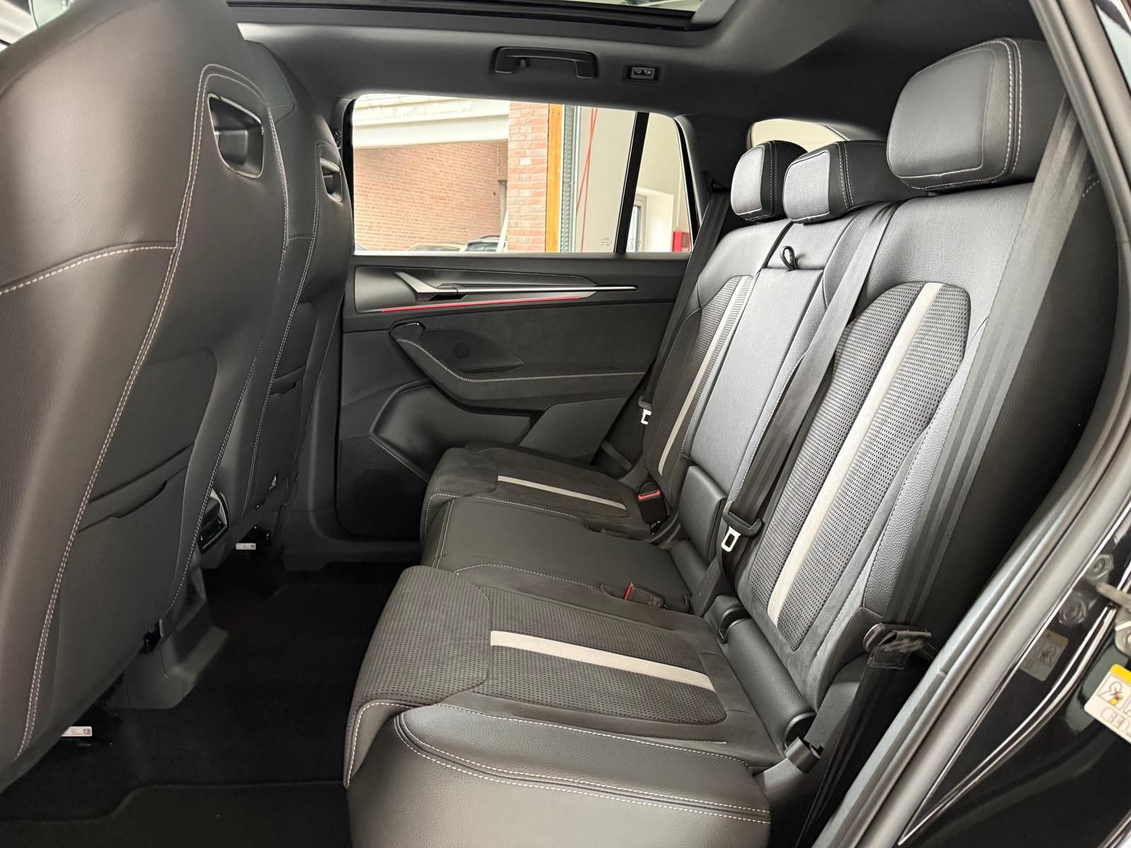 Skoda Kodiaq iV Plug-In Sportline-Pano/AHK/ACC/CarPlay