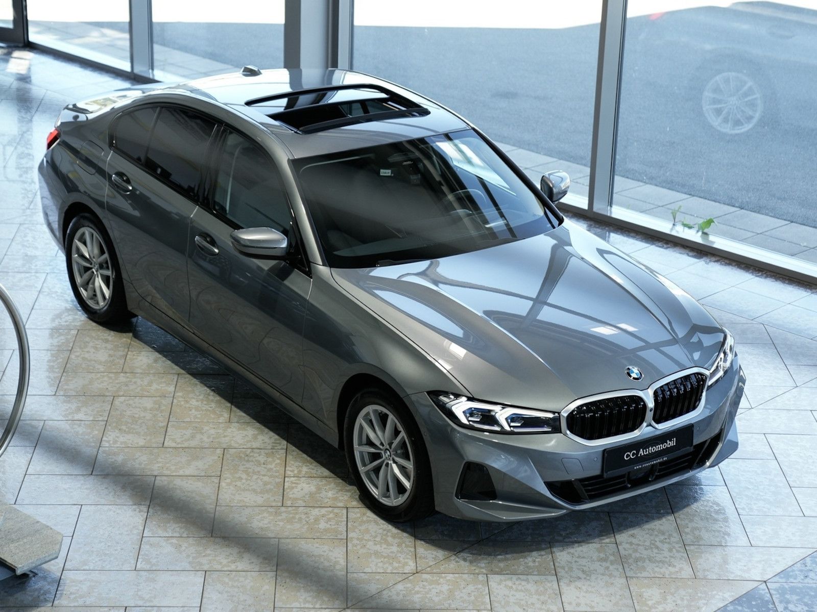 BMW 320d xDrive Memory Glasdach 360K Head-Up