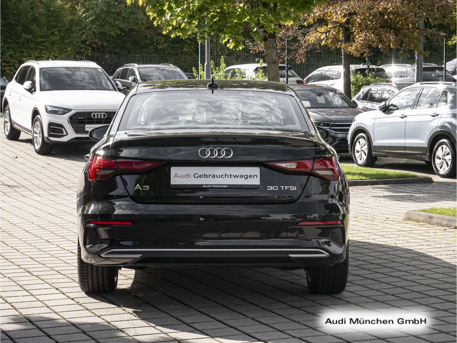 Audi A3 Limousine 30 TFSI S tronic advanced AHK/Virtu