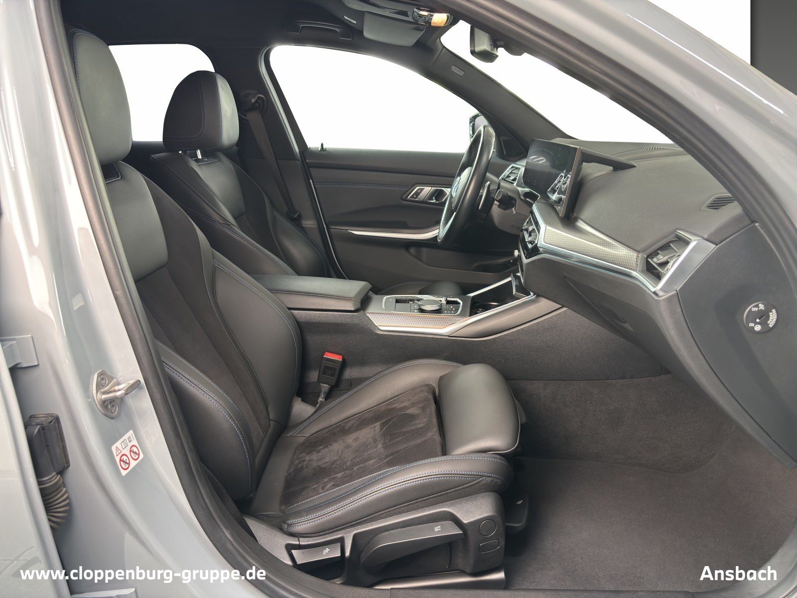 BMW 330e Touring M Sportpaket - Samsaru's Car Outlet