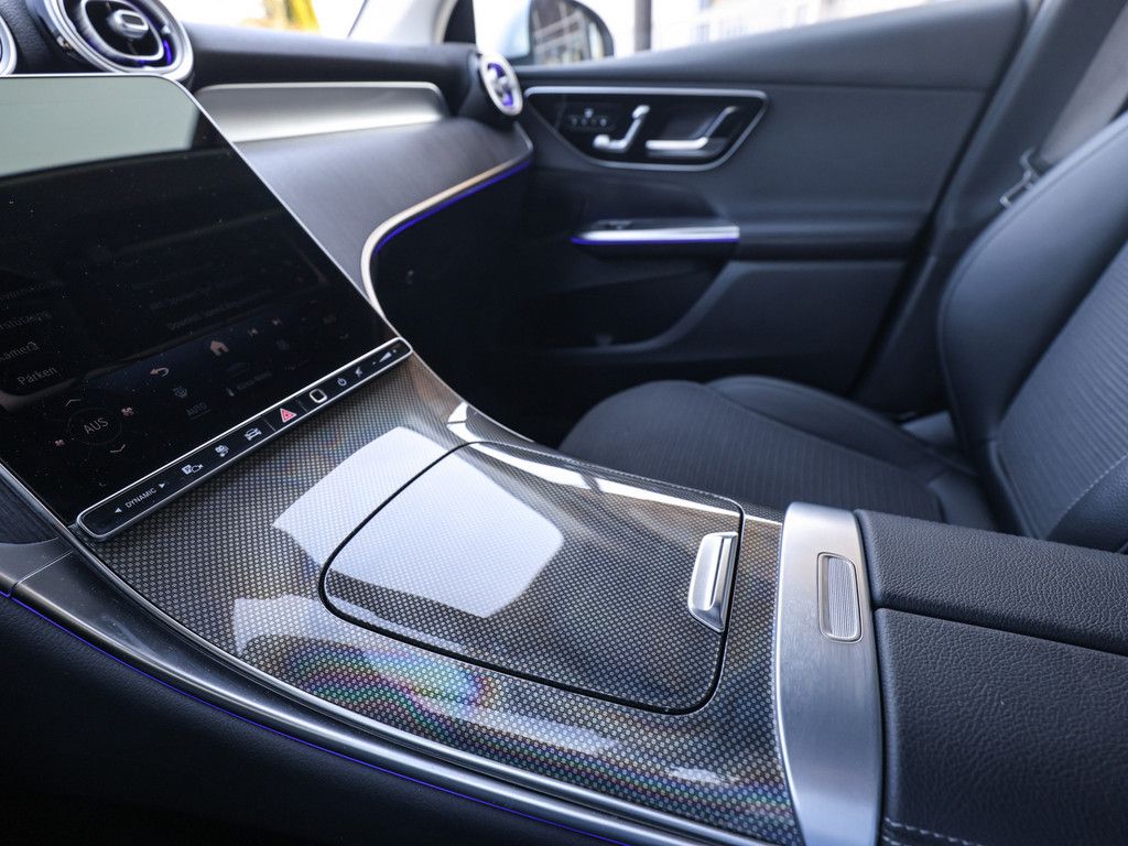 Mercedes-Benz GLC 300 e 4M Avantgarde Advanced Plus - Samsaru's Car Outlet