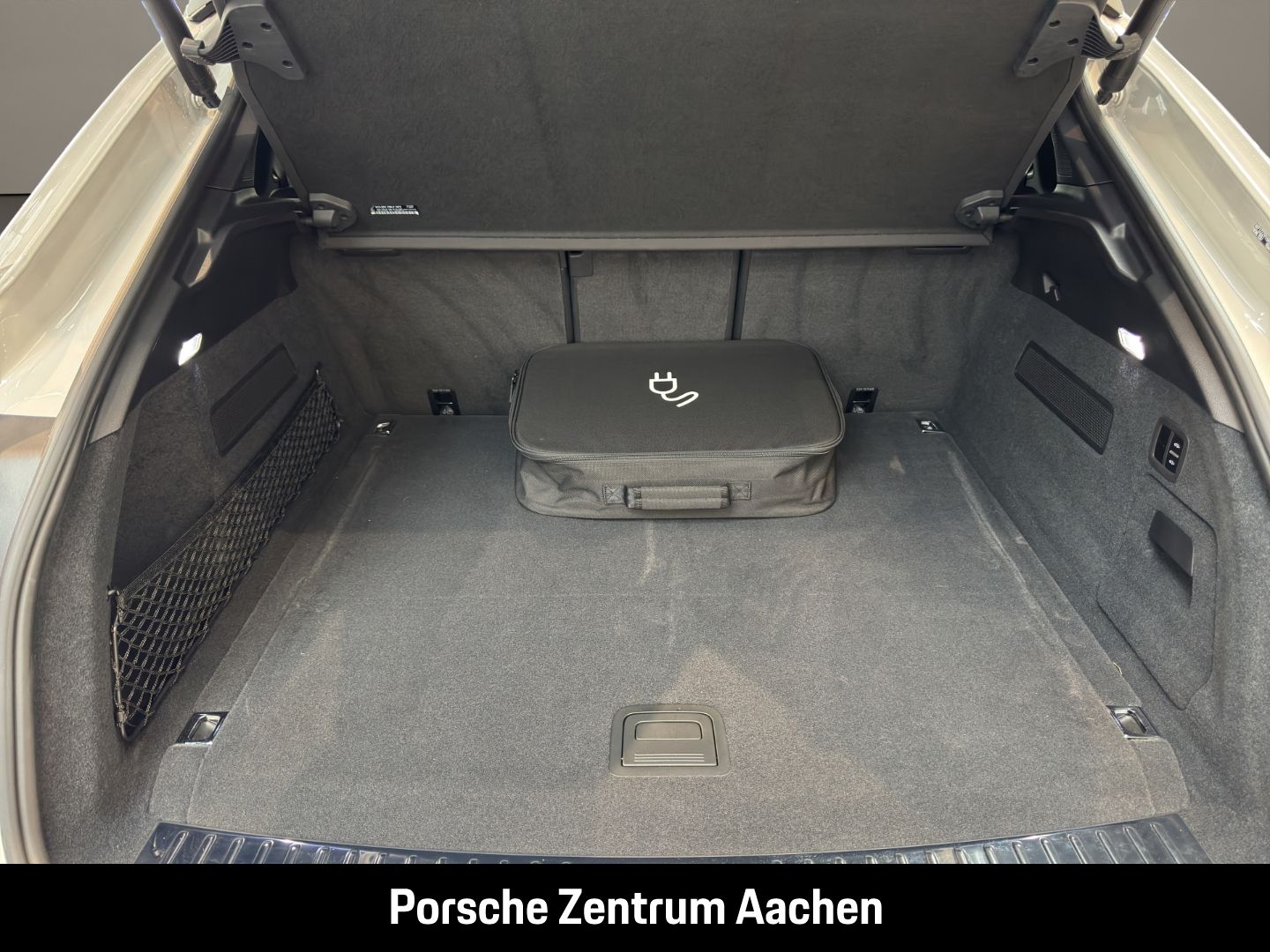 Porsche Cayenne S E-Hybrid Coupe BOSE Panoramadach LED