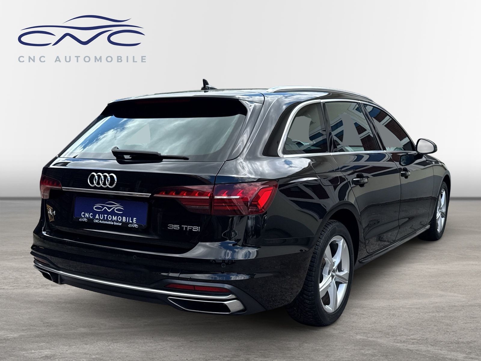 Audi A4 Avant 35 TFSI advanced - Samsaru's Car Outlet