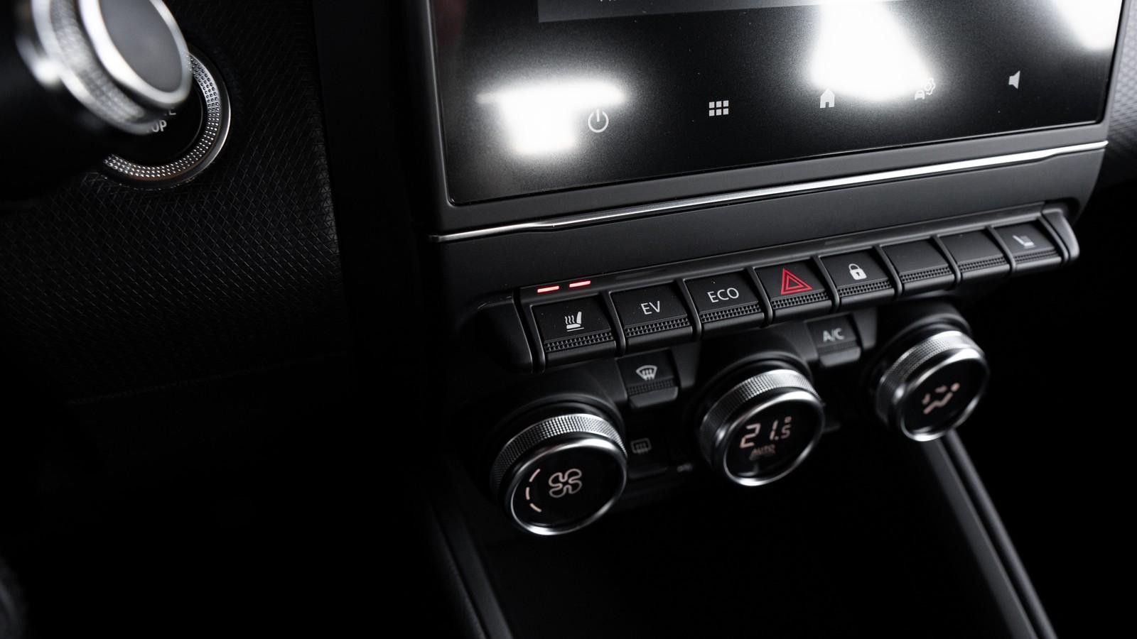 Renault Clio V - Samsaru's Car Outlet