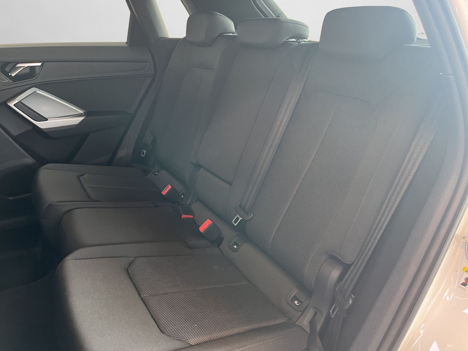 Audi Q3 S line 40 TFSI quattro S tronic - Samsaru's Car Outlet