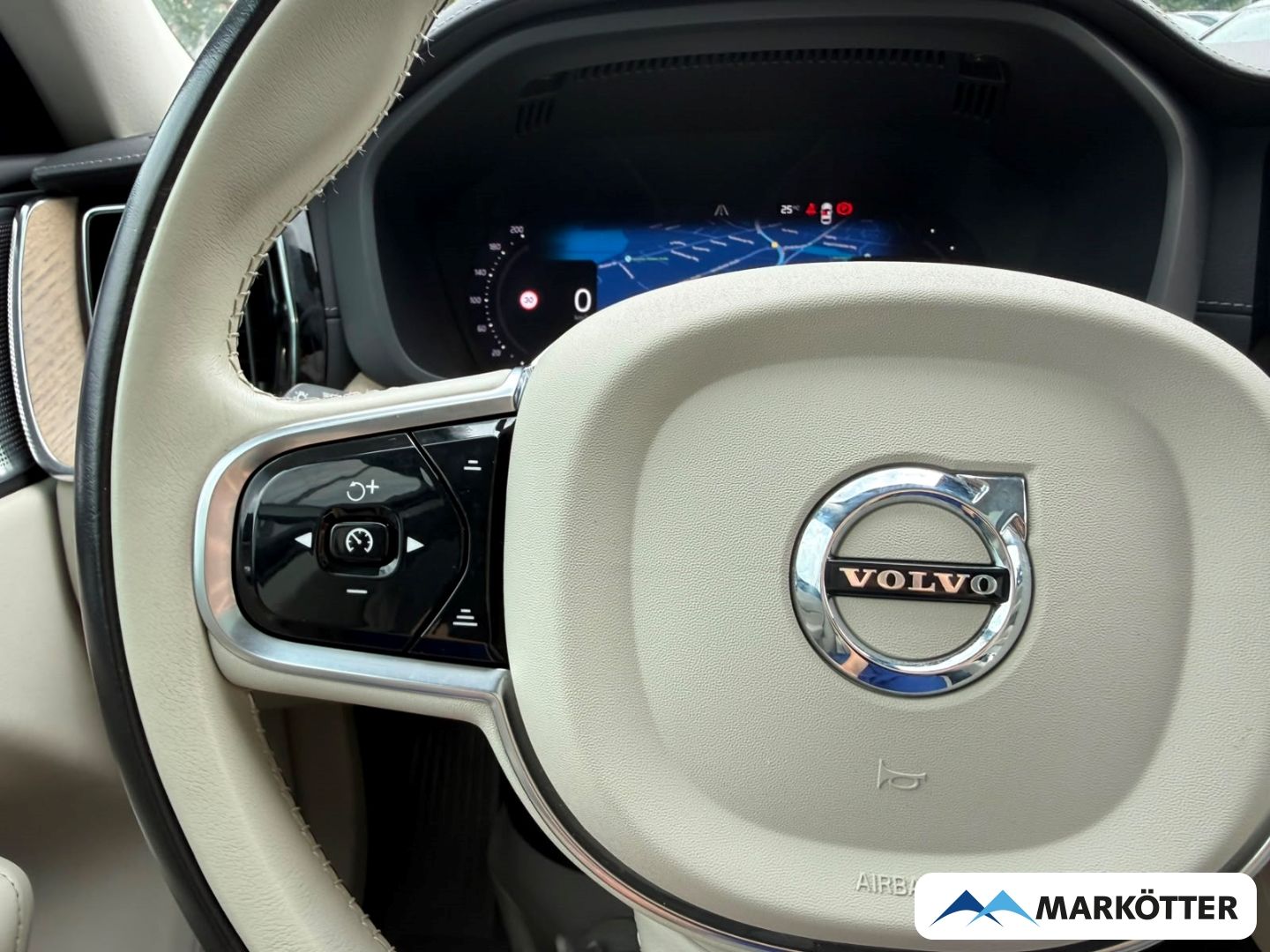 Volvo XC60 T8 AWD Ultimate Bright Recharge AKH/ACC/360
