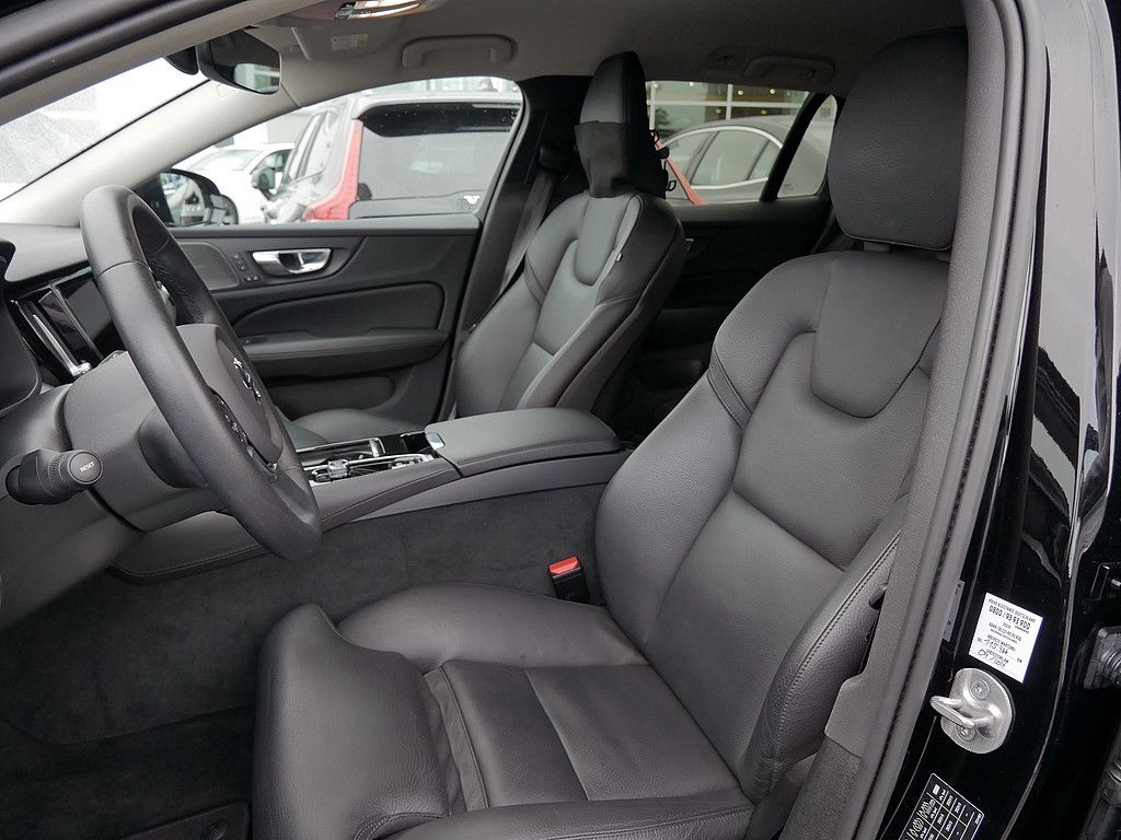 Volvo V60 T8 Recharge Plus Bright AWD AHK STANDHZ LED