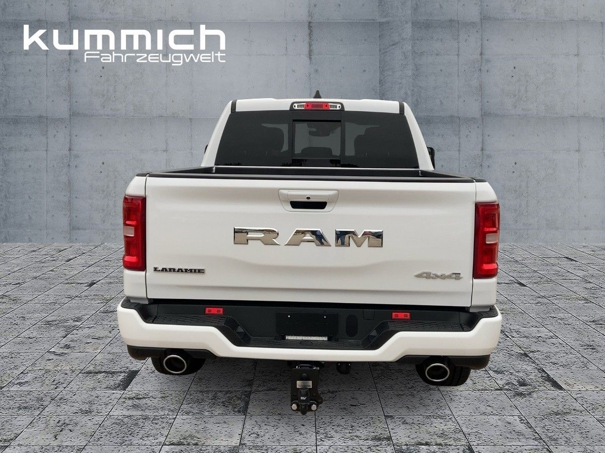 Dodge RAM 1500 Laramie Crew 420 PS, LPG