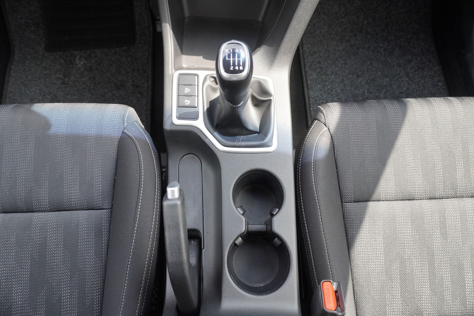 Kia Sportage 1.6 Edition 2WD - Samsaru's Car Outlet
