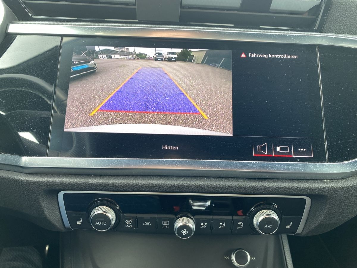 Audi Q3 S-line 45 TFSi qu. - Samsaru's Car Outlet