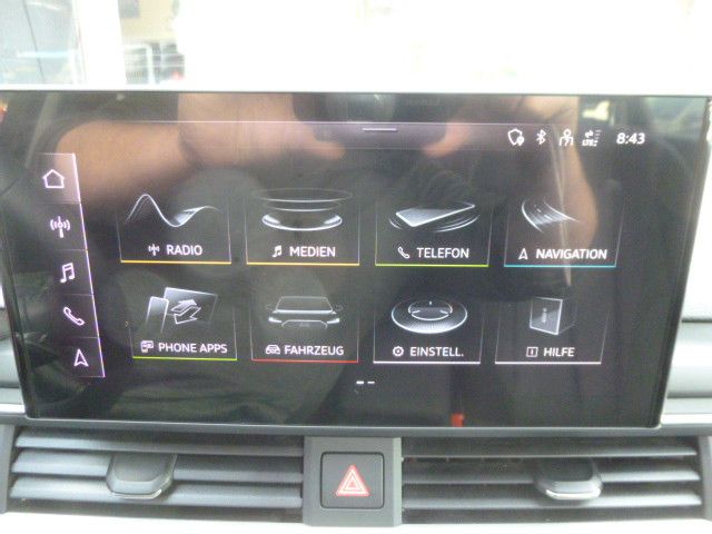 Audi A4 Avant 35 TFSI - Samsaru's Car Outlet