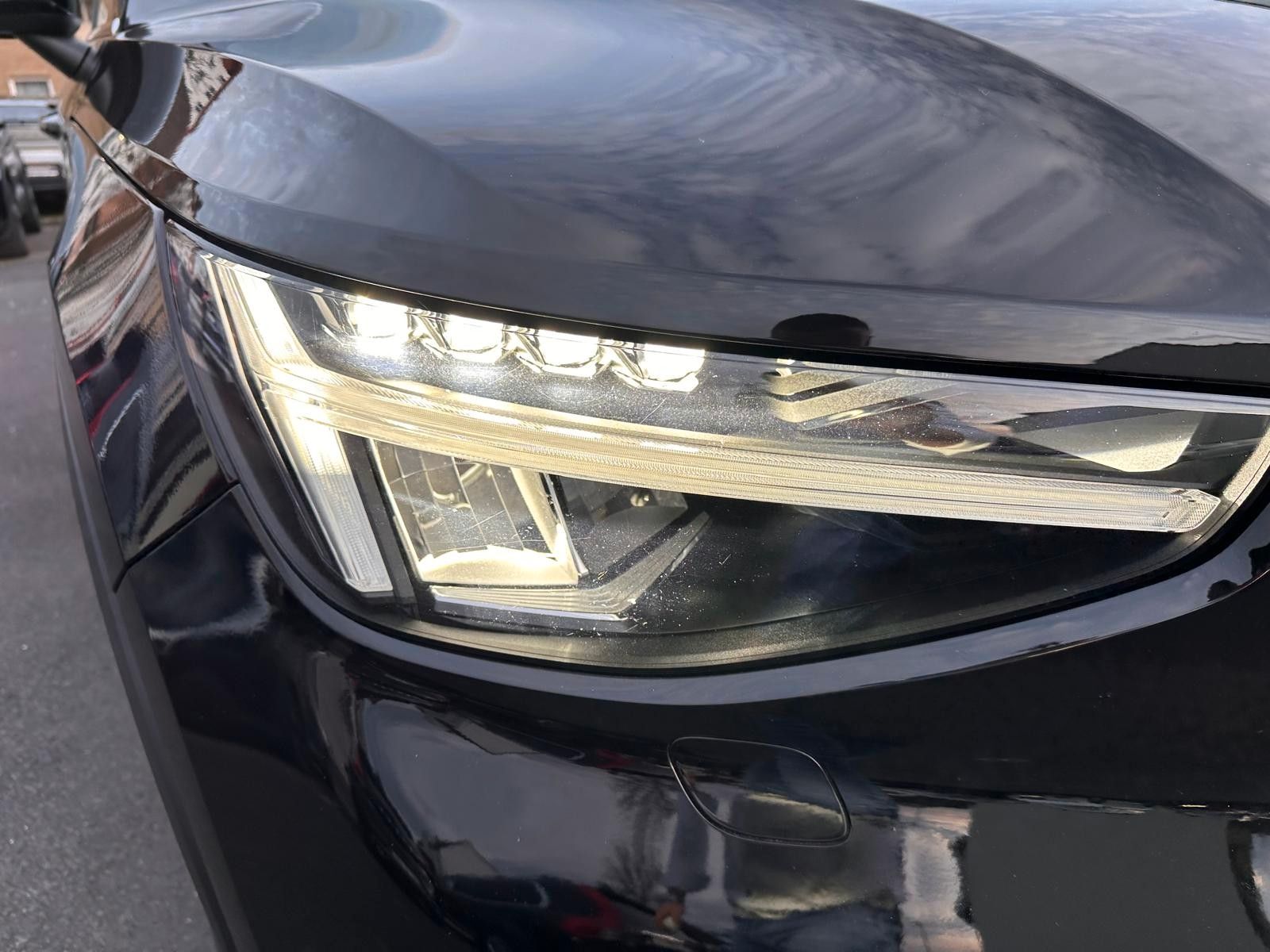 Volvo XC40 T4 Plug in MJ23, AHK,BLIS,ACC,Kamera,19''