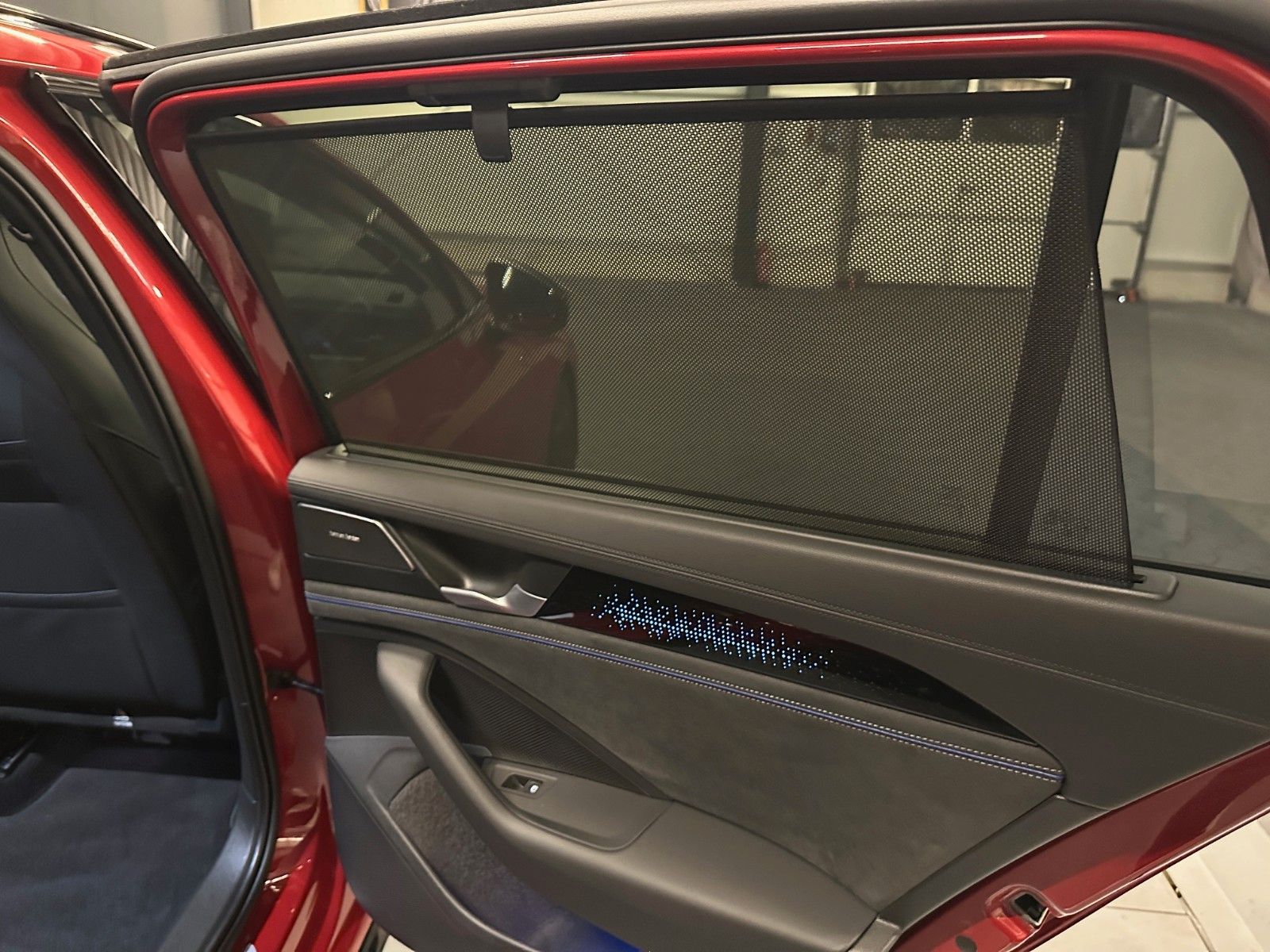 Volkswagen Passat Variant 2.0 TDI 4Motion R-Line*BlackStyle