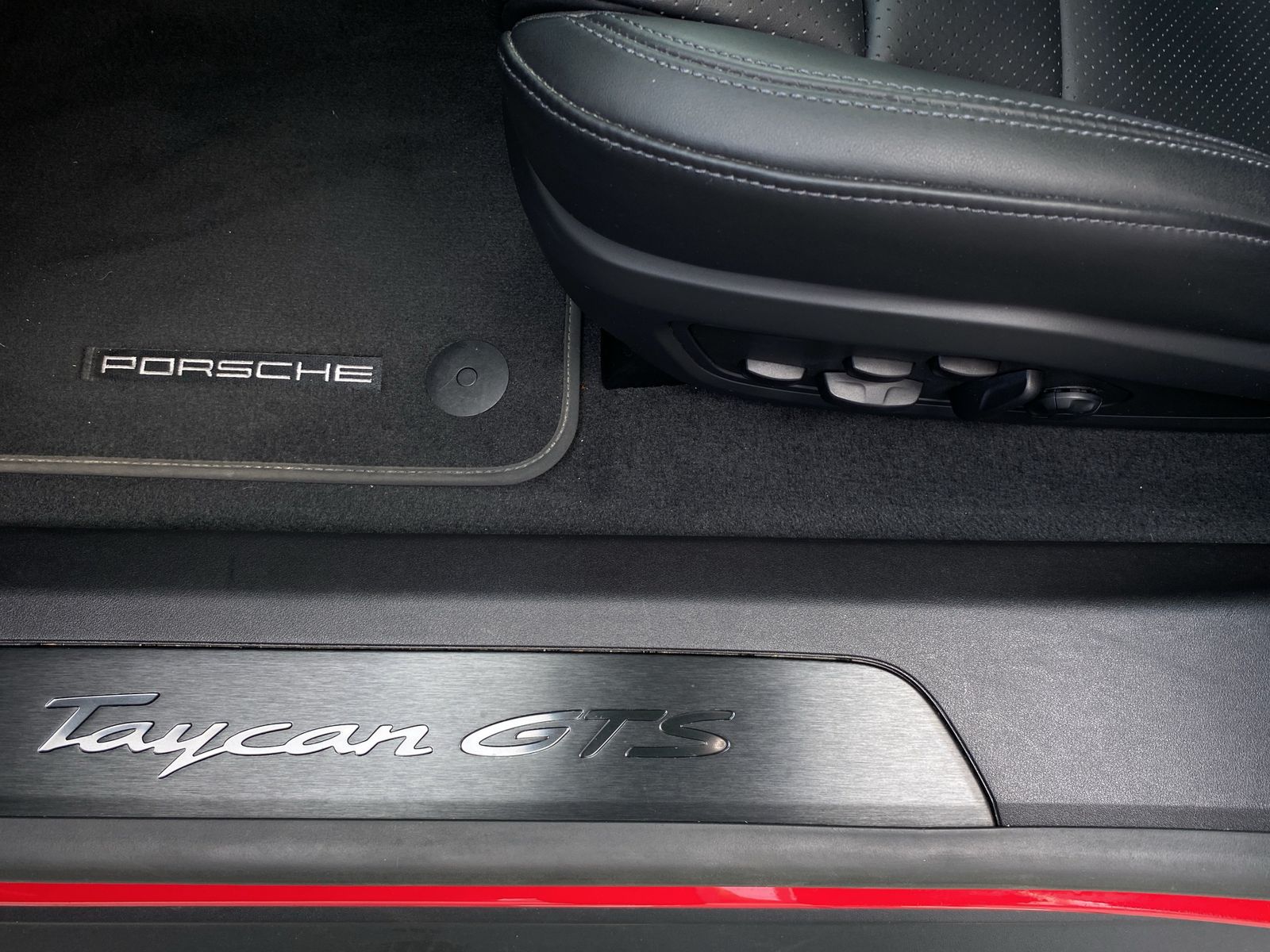 Porsche Taycan GTS Sport Turismo | BOSE | Panorama |
